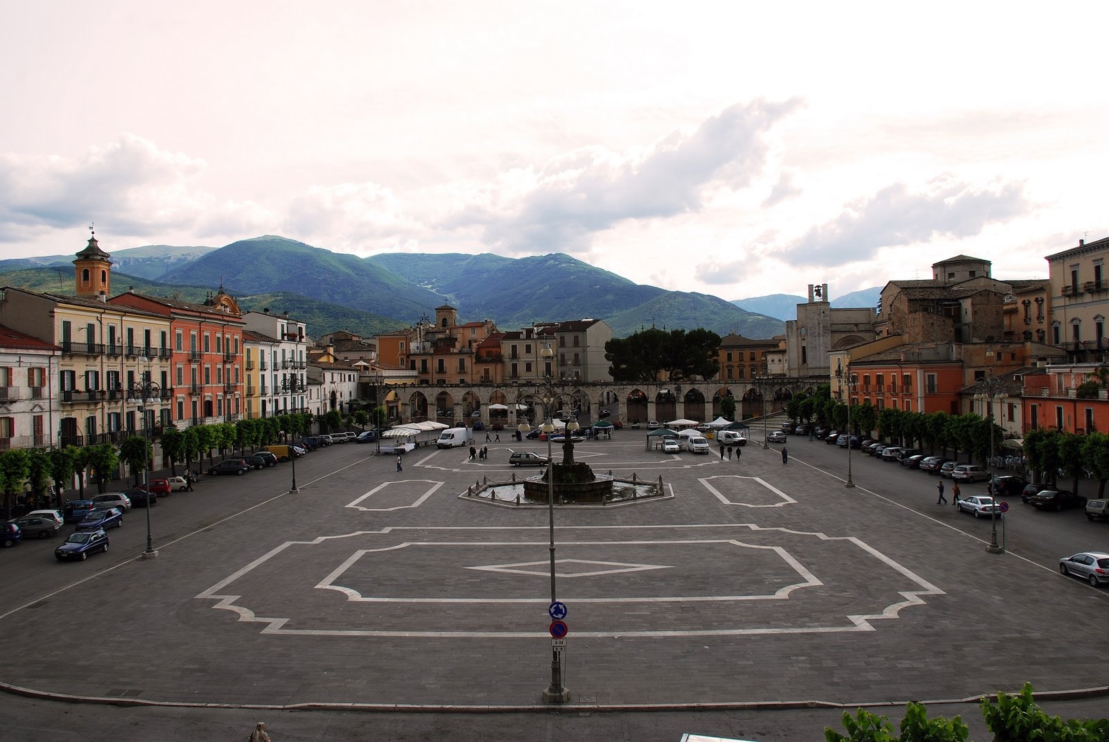 PIAZZA GARIBALDI