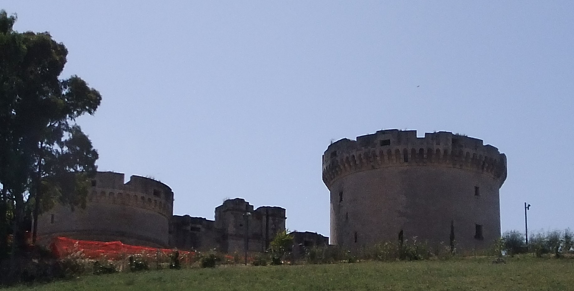 CASTELLO TRAMONTANO