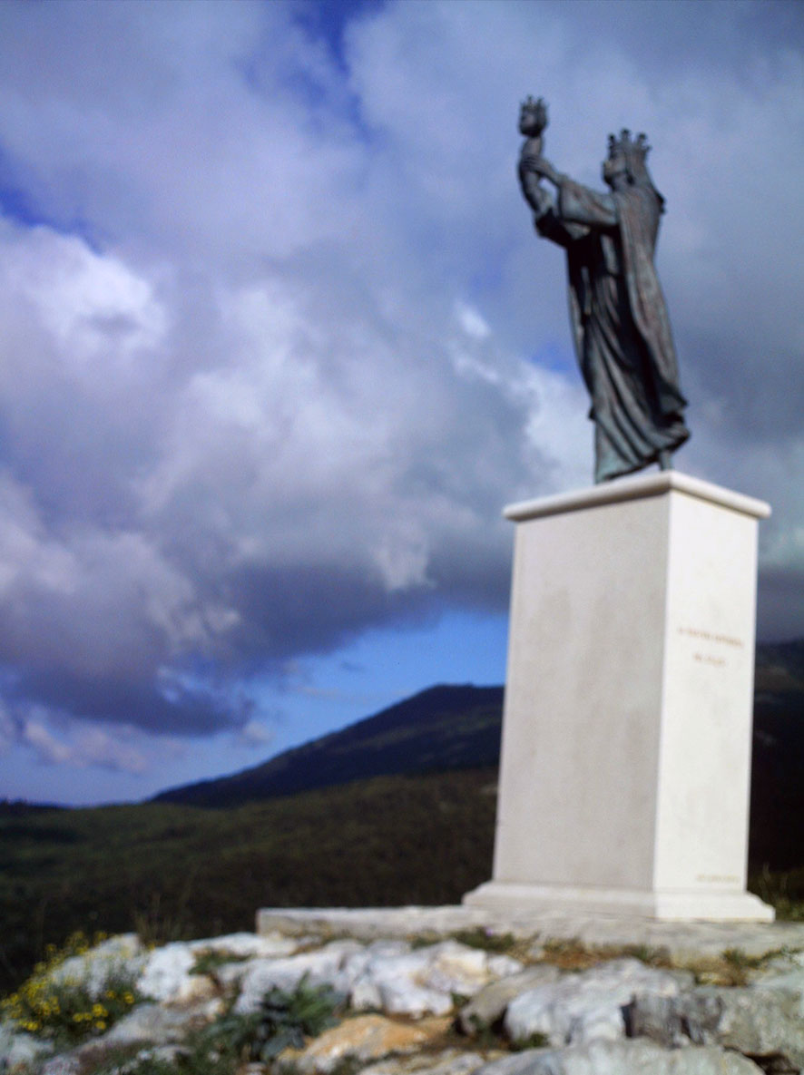 SANTUARIO MADONNA DEL POLLINO