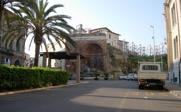 ANTICHE MURA DEL COMPLESSO SAN GIOVANNI