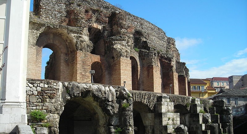 ANFITEATRO ROMANO