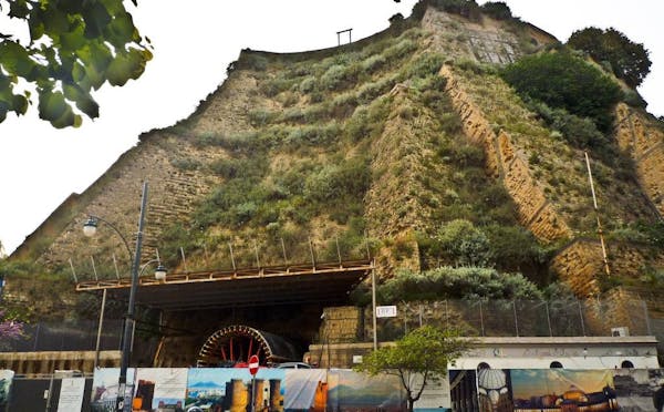 BORGO SANTA LUCIA E COLLINA DI PIZZOFALCONE