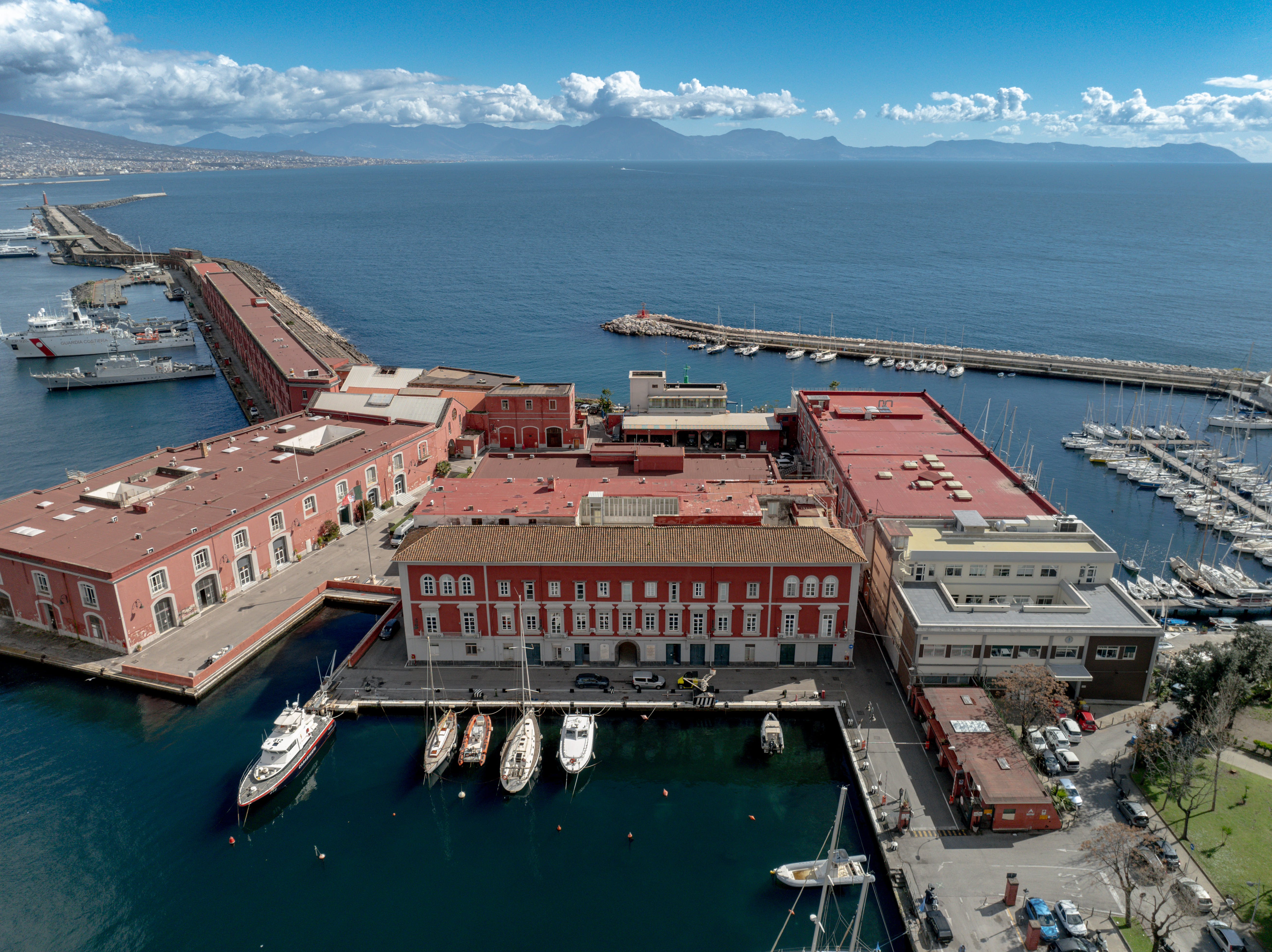 BASE NAVALE NAPOLI