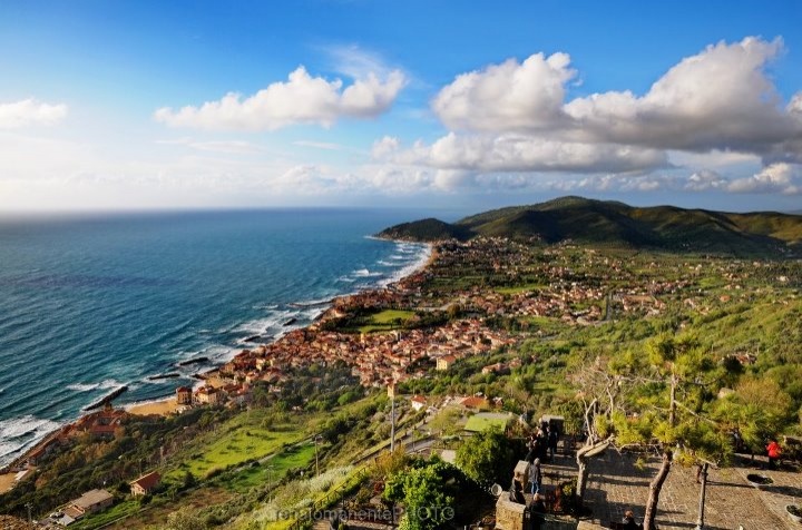 BORGO DI CASTELLABATE