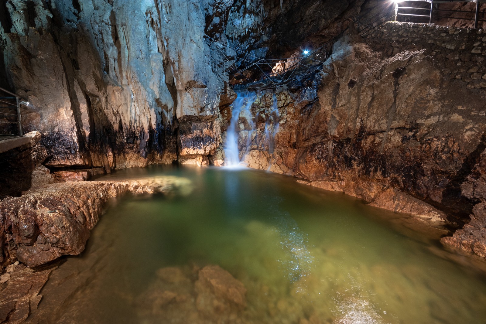 Grotte e cascate di Stiffe