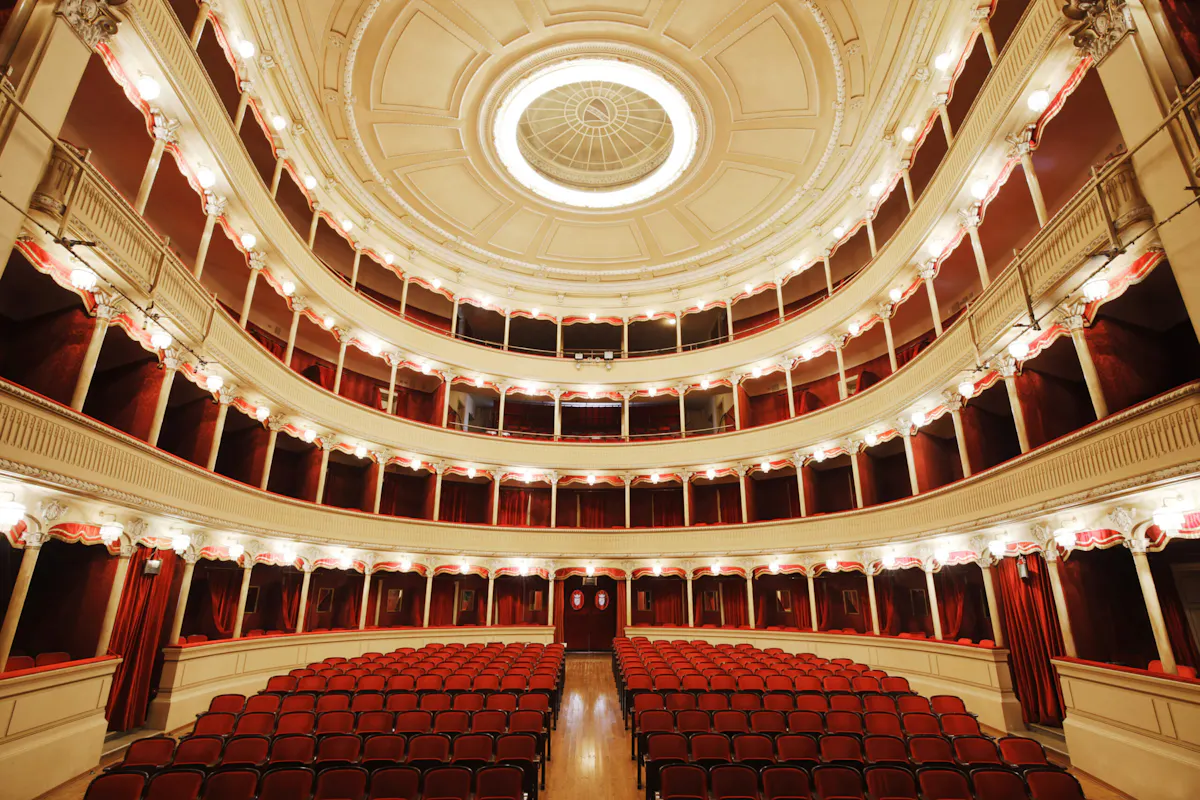 Teatro Maria Caniglia Teatro Maria Caniglia