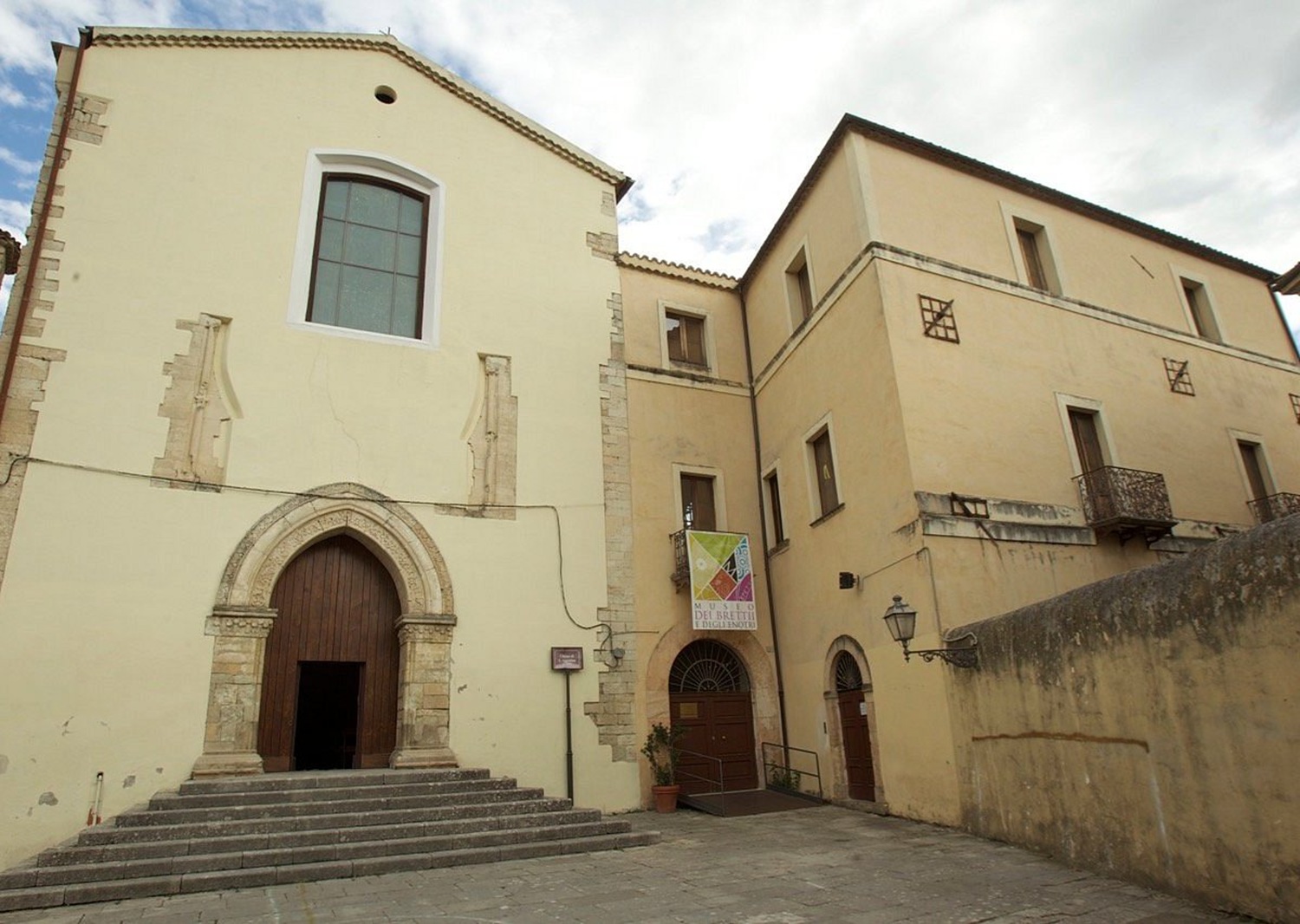 Museo Civico dei Bretii e degli Enotri