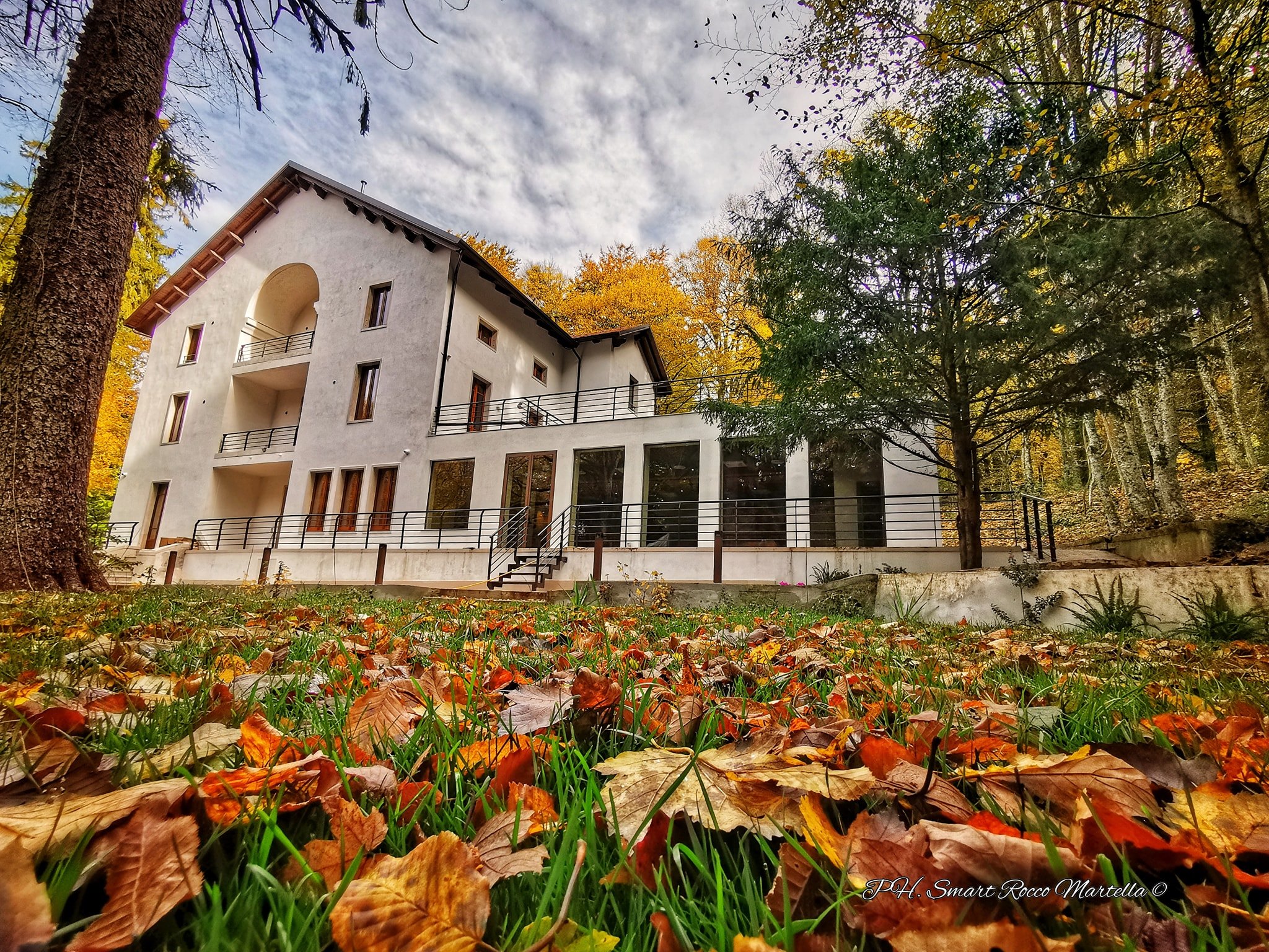 Elda hotel deals foresta umbra