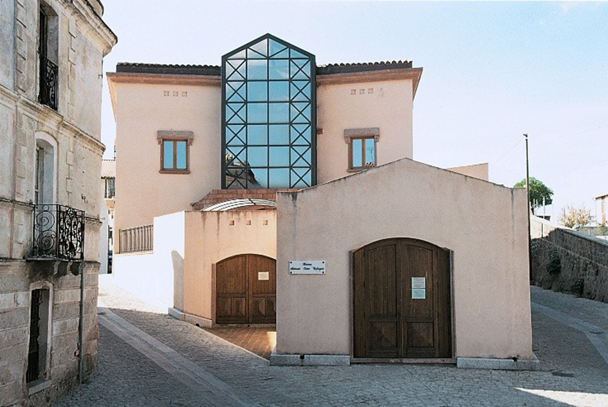 Museo d'arte moderna e contemporanea Antonio Ortiz Echagüe