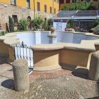 fontana palazzo tozzoni fontana palazzo tozzoni