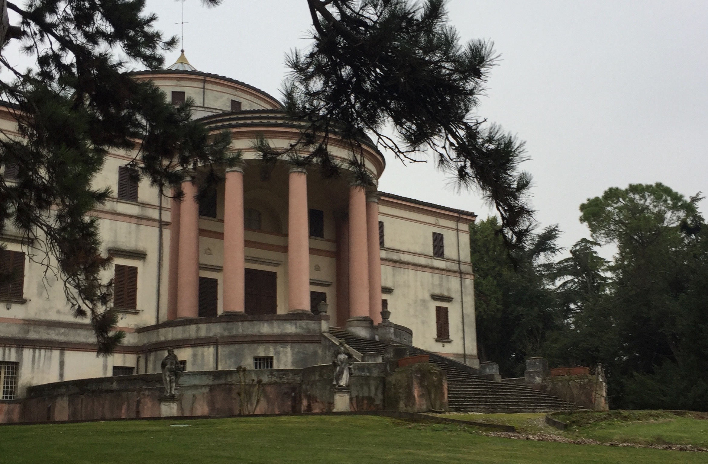 VILLA “LA ROTONDA”