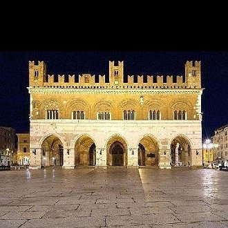 PALAZZO GOTICO | I Luoghi del Cuore - FAI