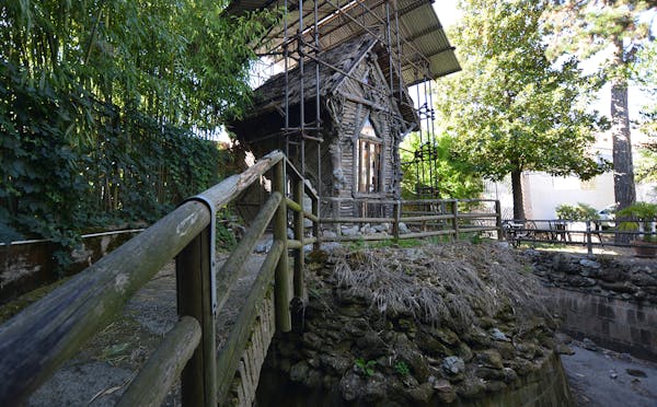 CAPANNA RUSTICA GIÀ DEL GIARDINO DI PALAZZO MILZETTI