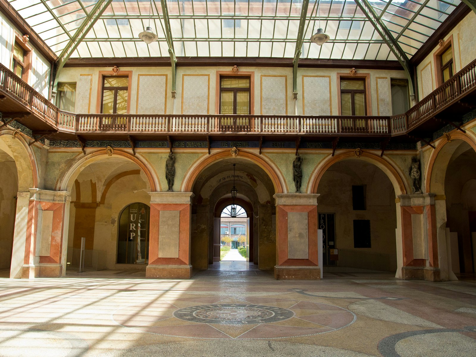 Обои palazzo ducale в интерьере