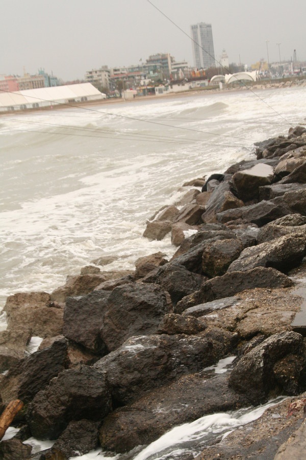 Spiaggia Libera Di Rimini Piazzale Boscovich I Luoghi Del