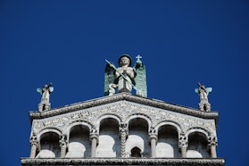 Chiesa di San Michele a Lucca, TEATRINO DI VETRIANO, PESCAGLIA (LU )