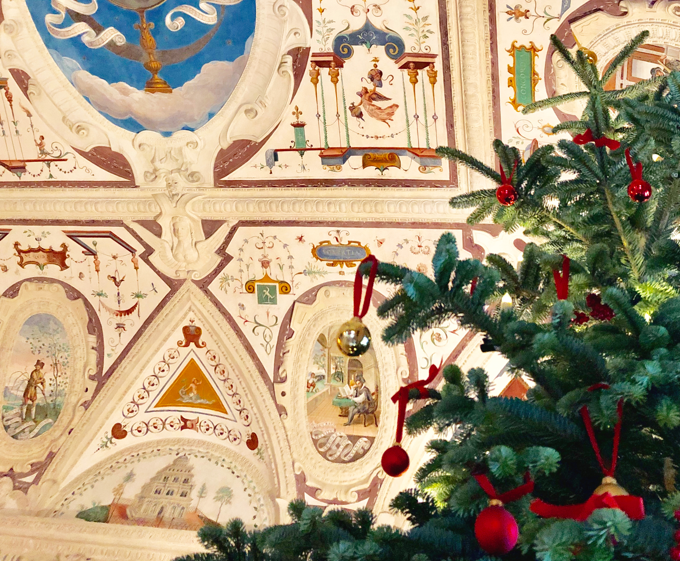 Aspetta il Natale al Castello della Manta