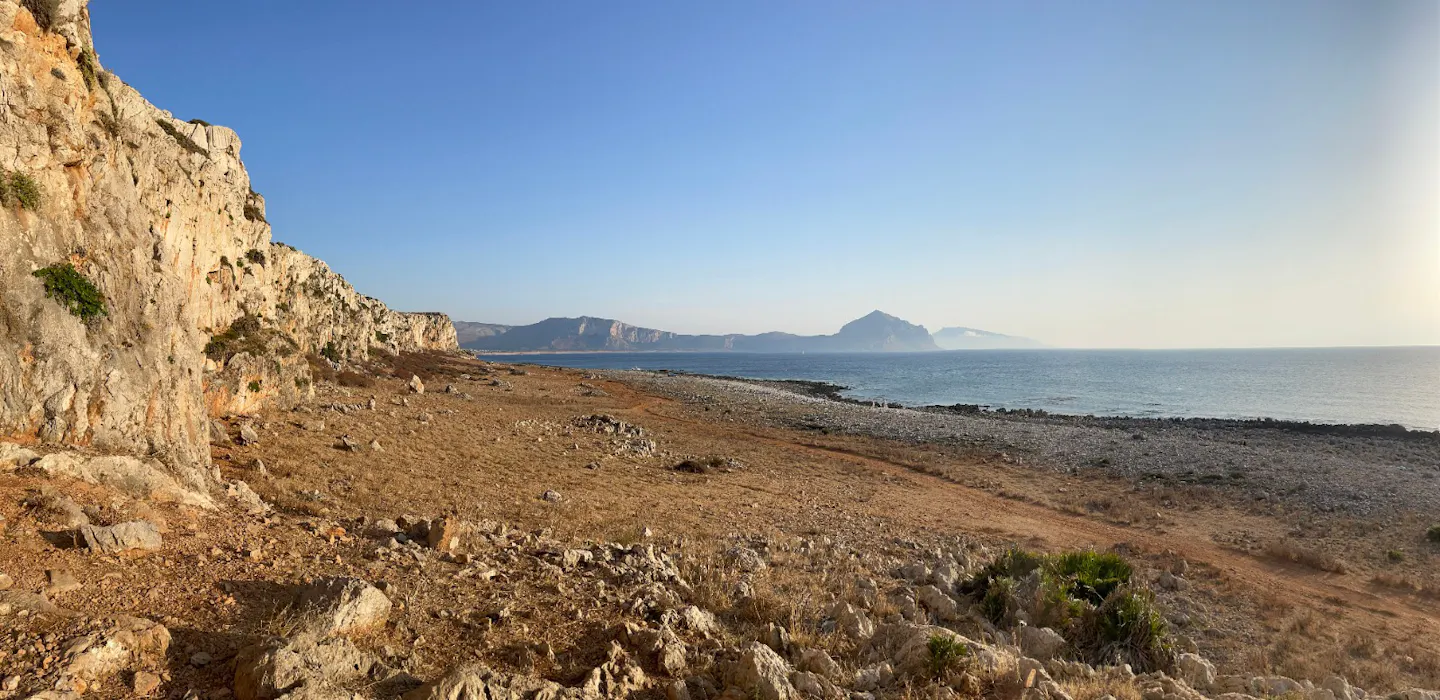 ORIZZONTI E NATURA : FARO DI SAN VITO LO CAPO E GROTTE DI CALA MANCINA ORIZZONTI E NATURA : FARO DI SAN VITO LO CAPO E GROTTE DI CALA MANCINA