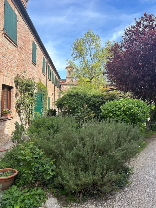 Giardini aperti – Gli orti dei certosini in via delle Erbe, tra storia e natura Giardini aperti – Gli orti dei certosini in via delle Erbe, tra storia e natura