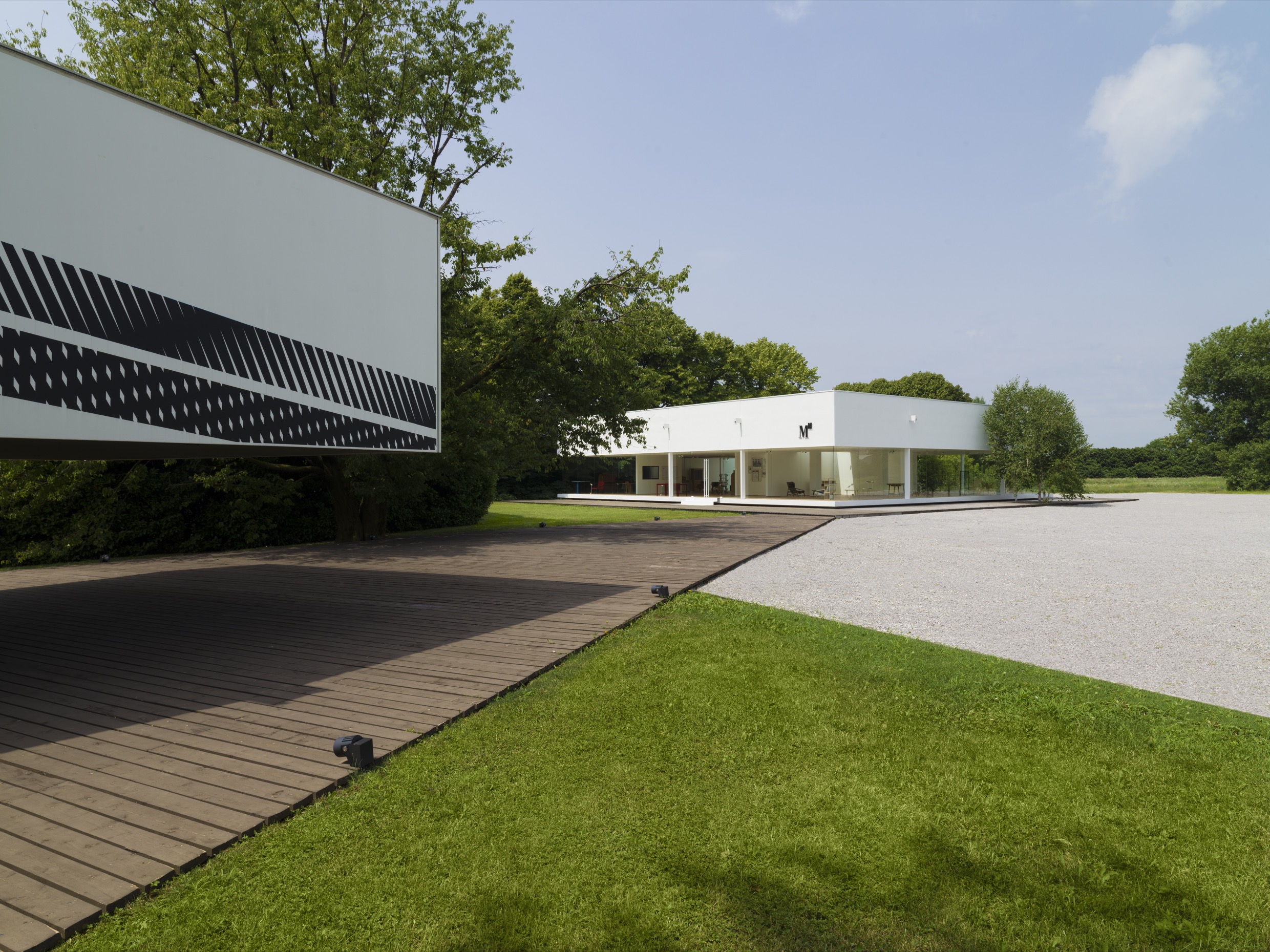 MOLTENI MUSEUM: ARCHITETTURA E DESIGN
