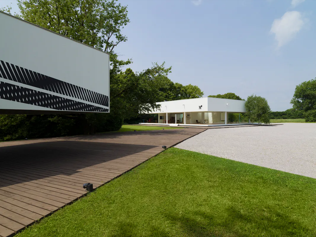 MOLTENI MUSEUM: ARCHITETTURA E DESIGN MOLTENI MUSEUM: ARCHITETTURA E DESIGN
