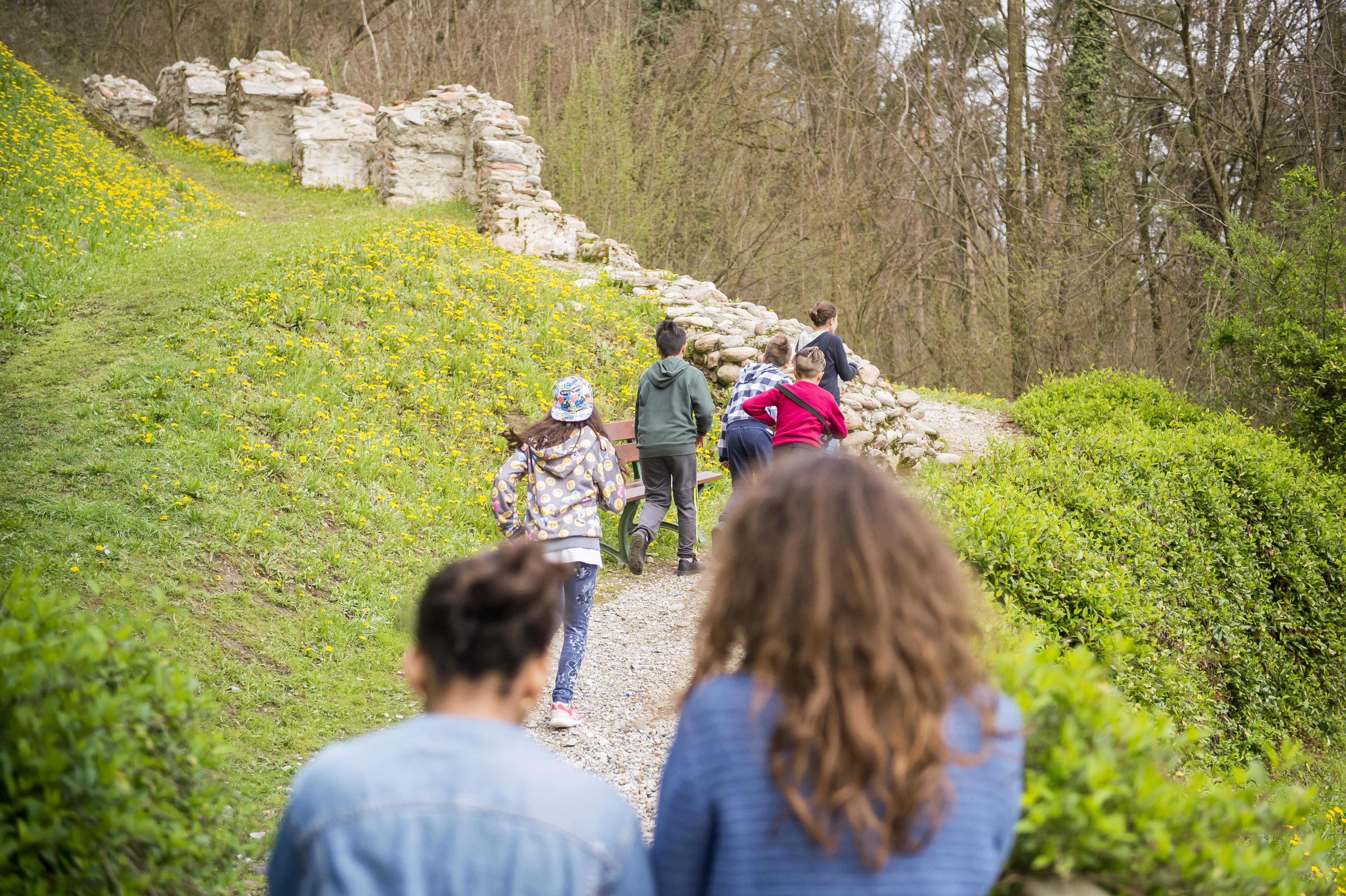 Storie intorno a noi