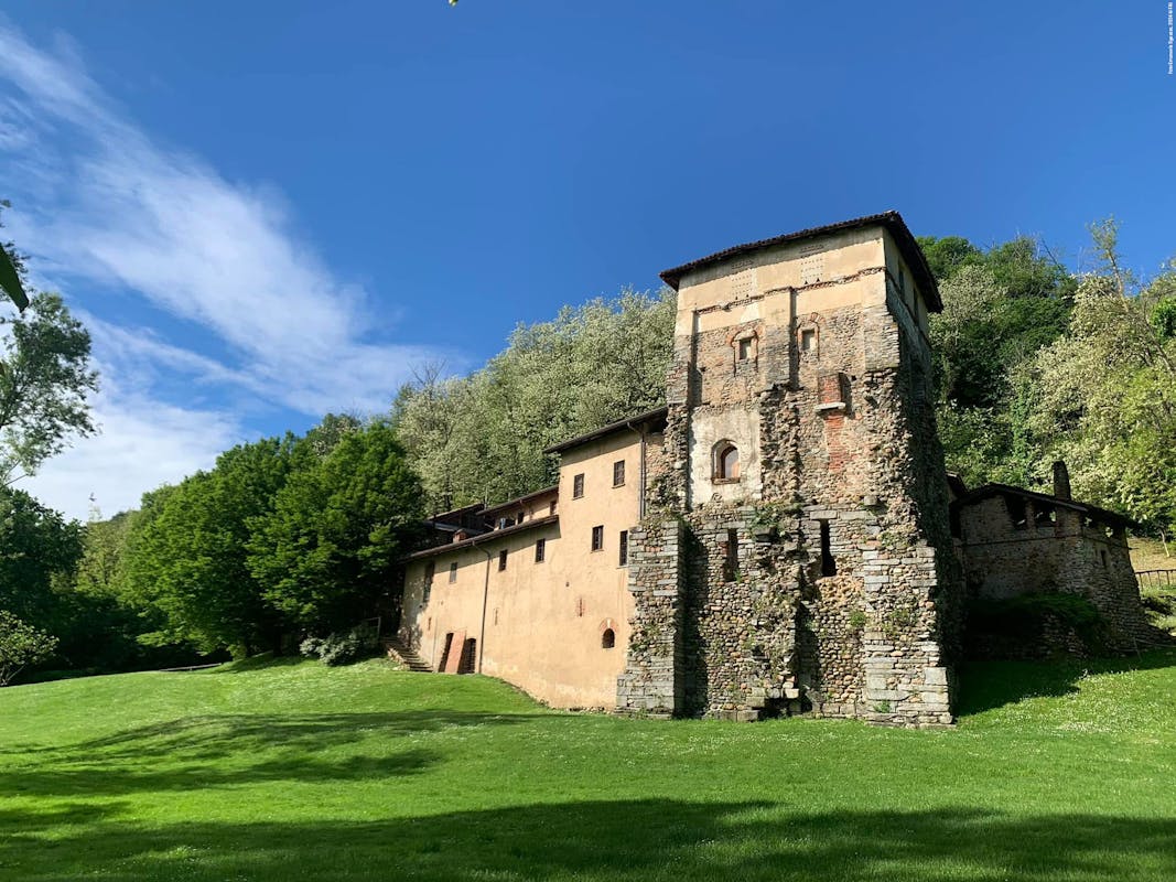 Passeggiata tra arte e natura Passeggiata tra arte e natura