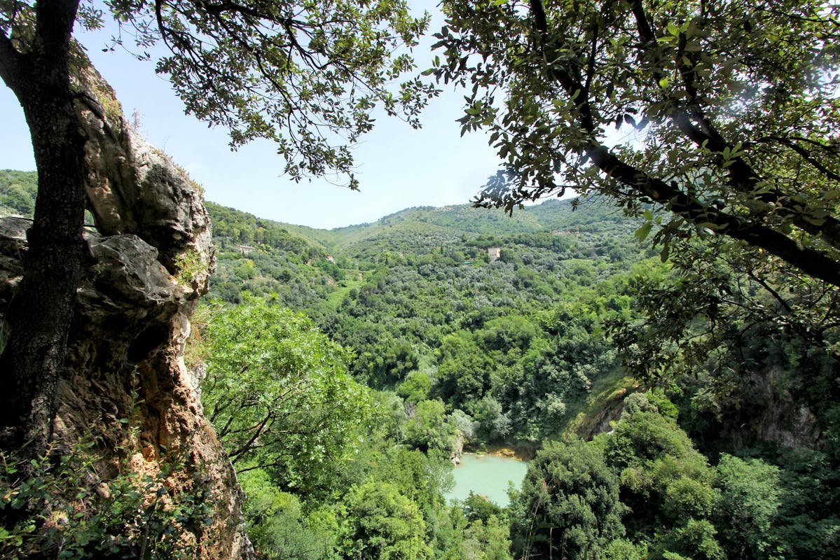 Giornate fuori porta: 25 aprile e 1 maggio a Villa Gregoriana Giornate fuori porta: 25 aprile e 1 maggio a Villa Gregoriana