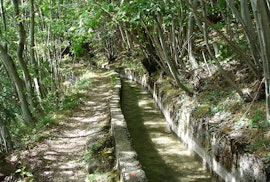 Come l'acqua che sgorga dalla roccia