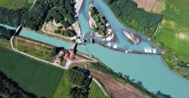 PASSEGGIANDO FRA I CANALI