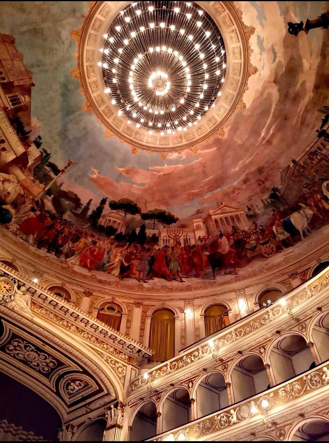 Un gioiello architettonico il Teatro Flavio Vespasiano