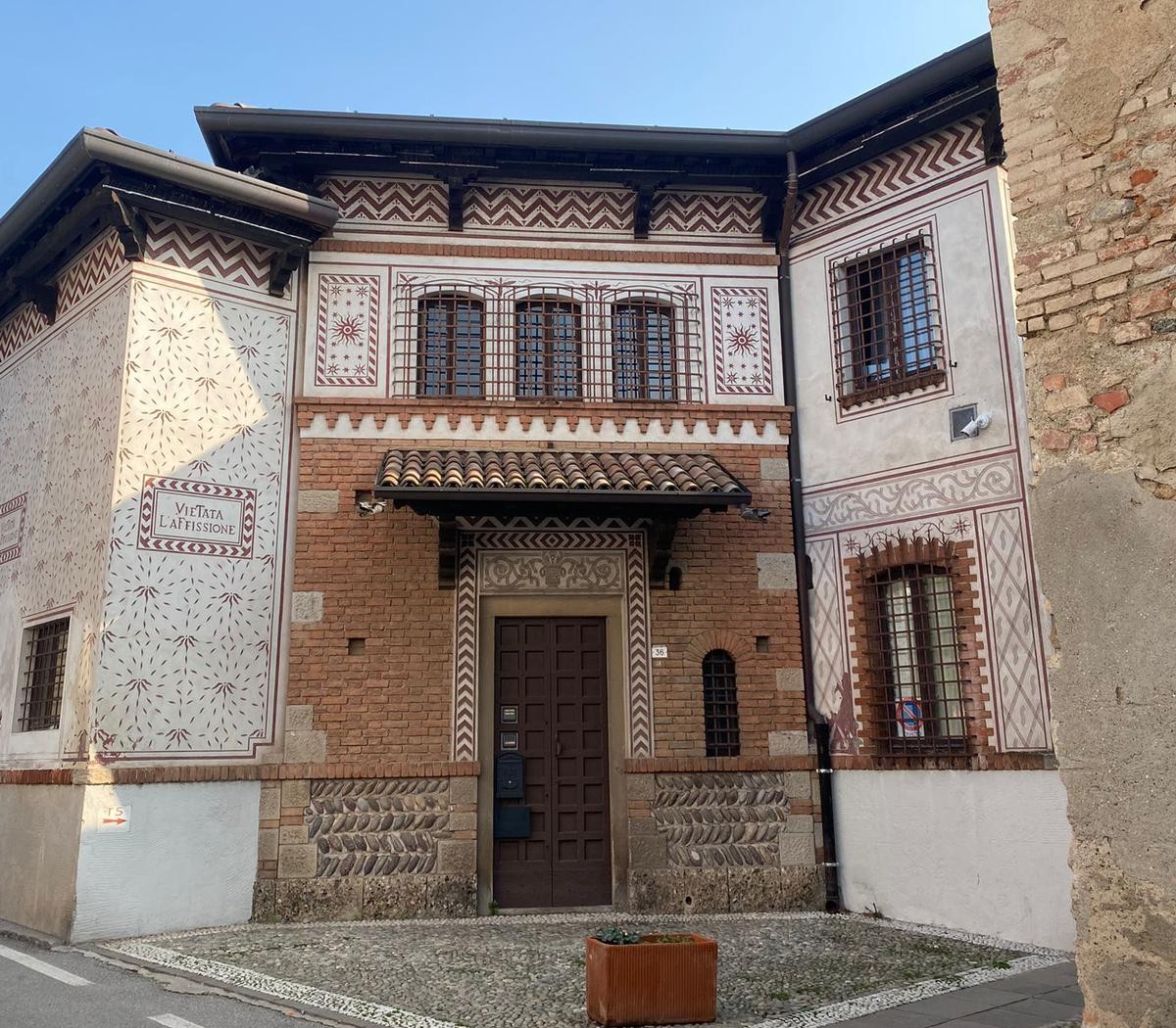 VISITA ESCLUSIVA DELLA CORTE E DEI GIARDINI DI VILLA PIZZI GUIDOBONI