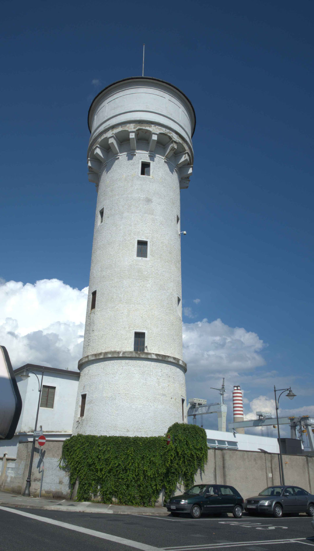TORRE DELL’ACQUA E CASE VICINIORI 