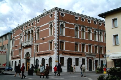 PALAZZO BADINI XVI SEC. 
