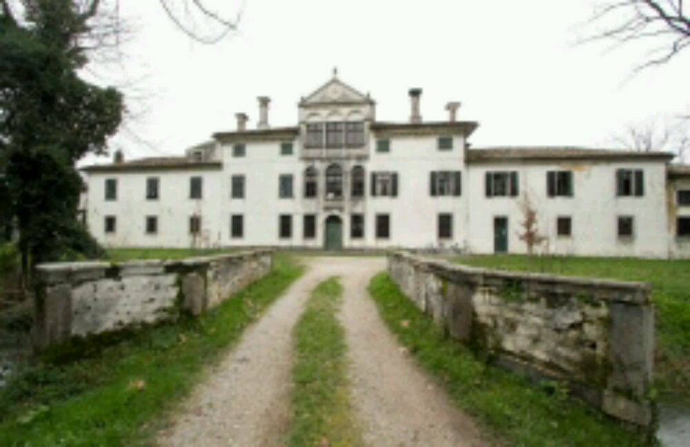 VILLA ANTONINI BELGRADO