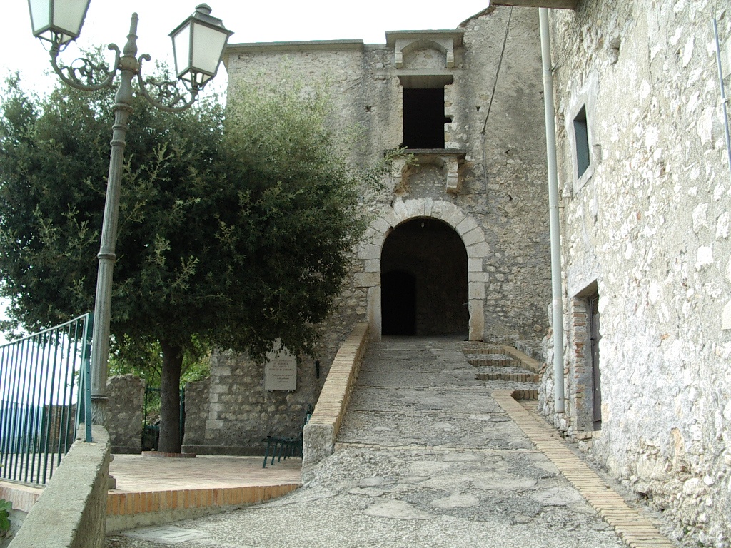 CENTRO STORICO CASTELLONORATO