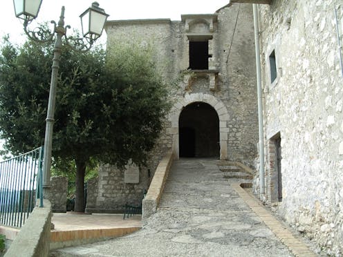 CENTRO STORICO CASTELLONORATO