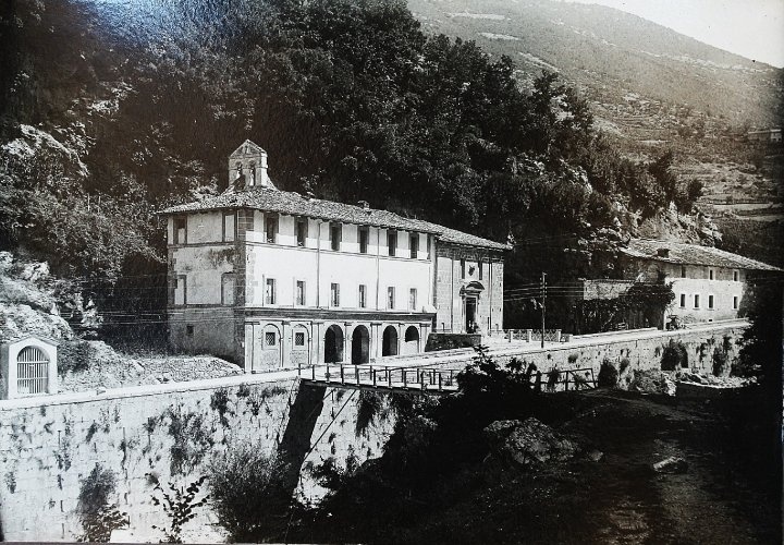 CHIESA DELLA MADONNA DELLE GROTTE