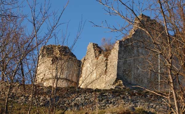 CORVARO IL BORGO MEDIEVALE | I Luoghi del Cuore - FAI