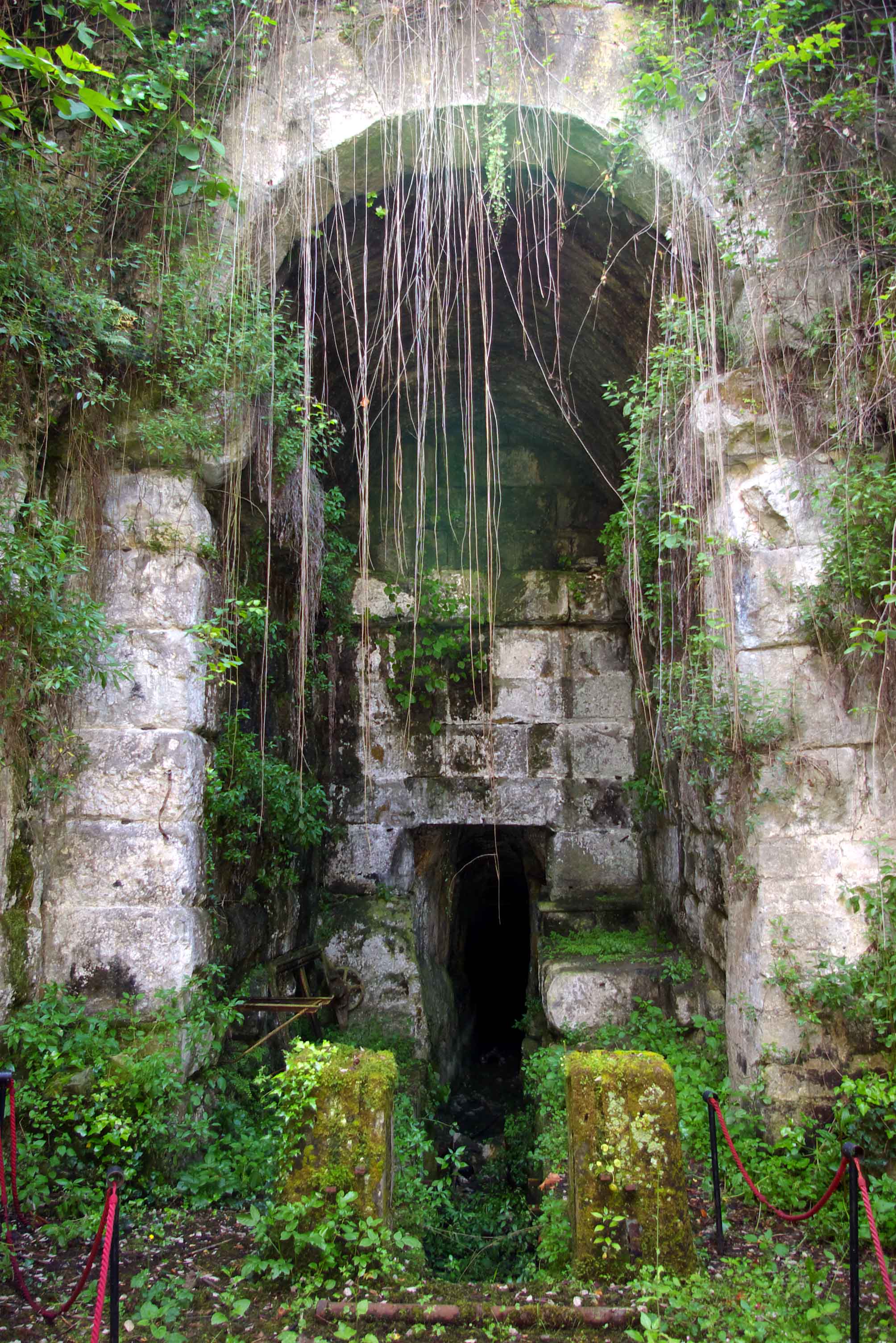 EMISSARIO DEL LAGO ALBANO