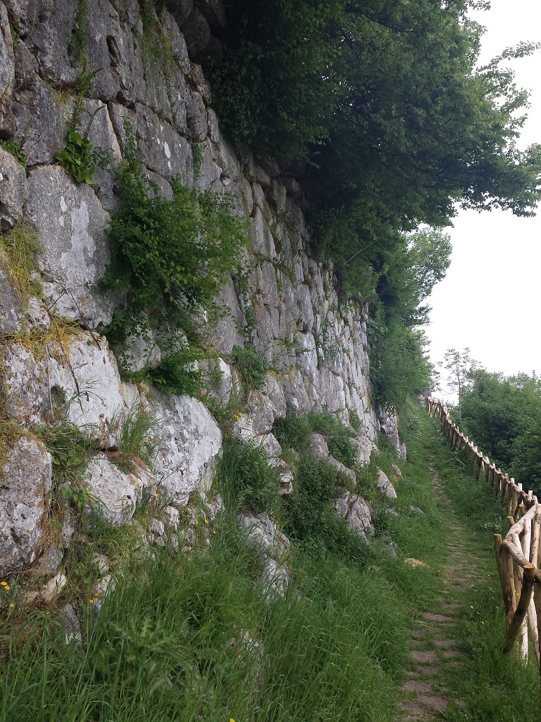 PORTA SARACENA E MURA CICLOPICHE