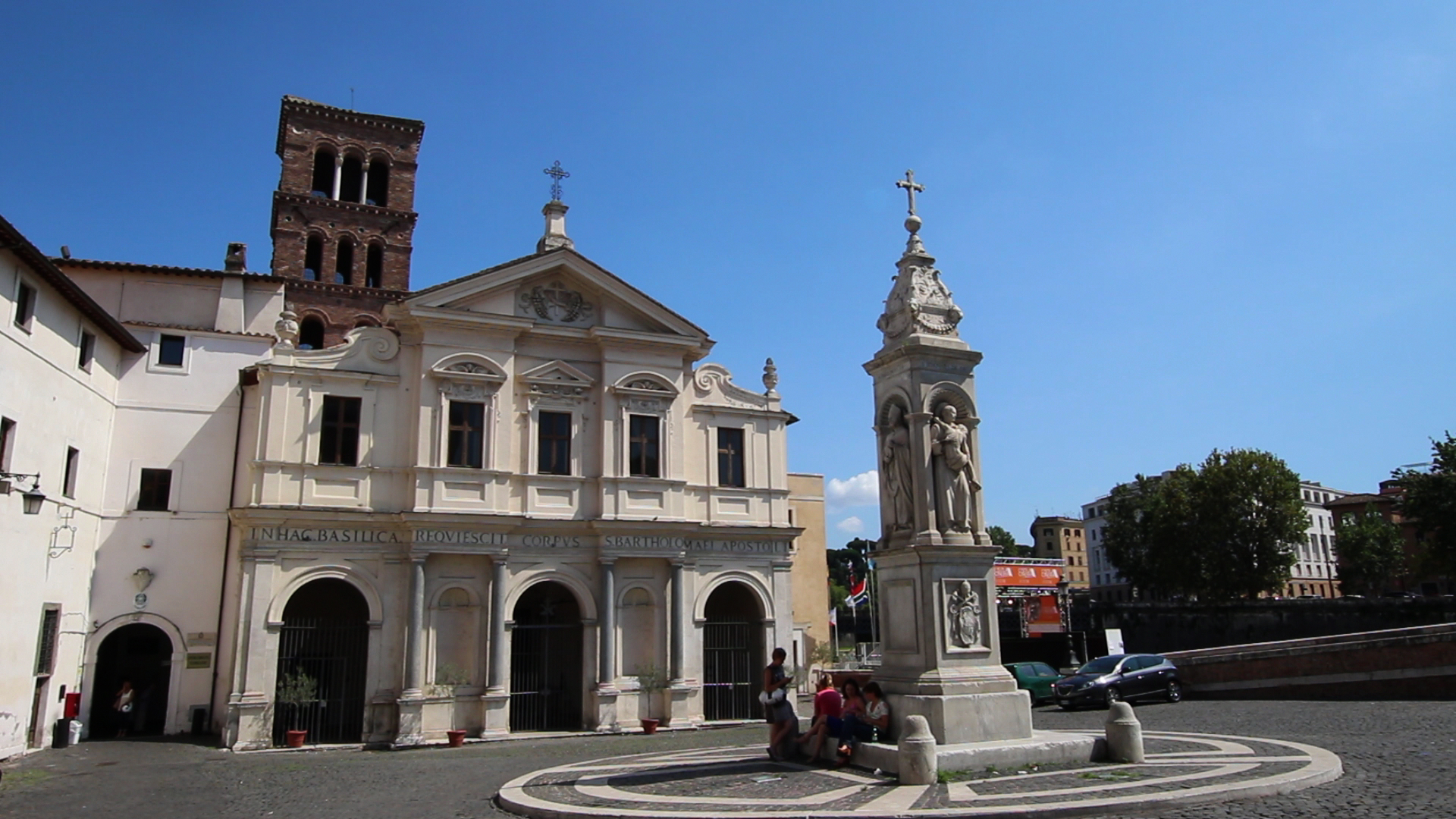 PIAZZA SAN BARTOLOMEO ALL’ISOLA, 22