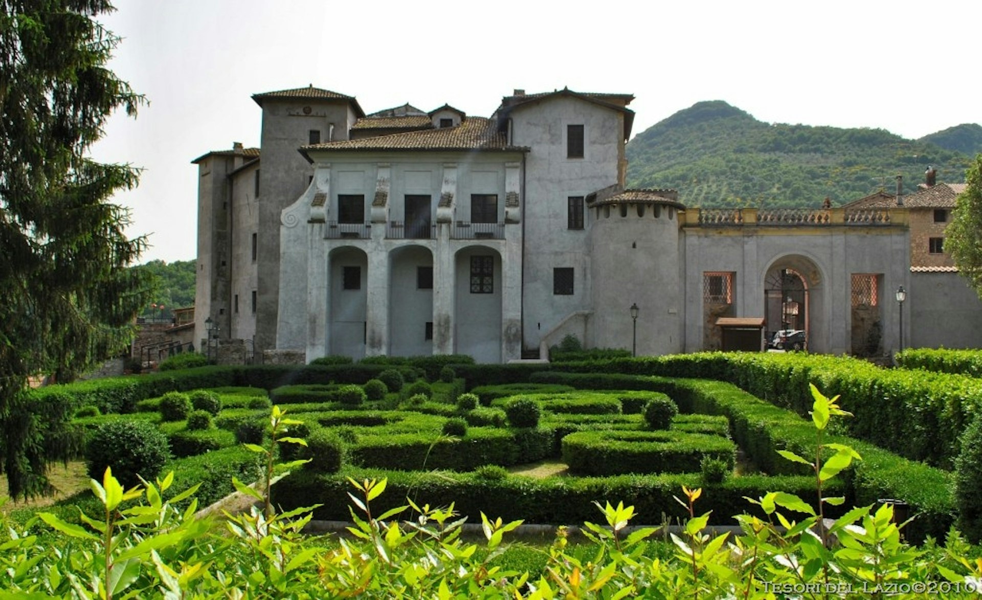 CASTELLO THEODOLI I Luoghi del Cuore FAI