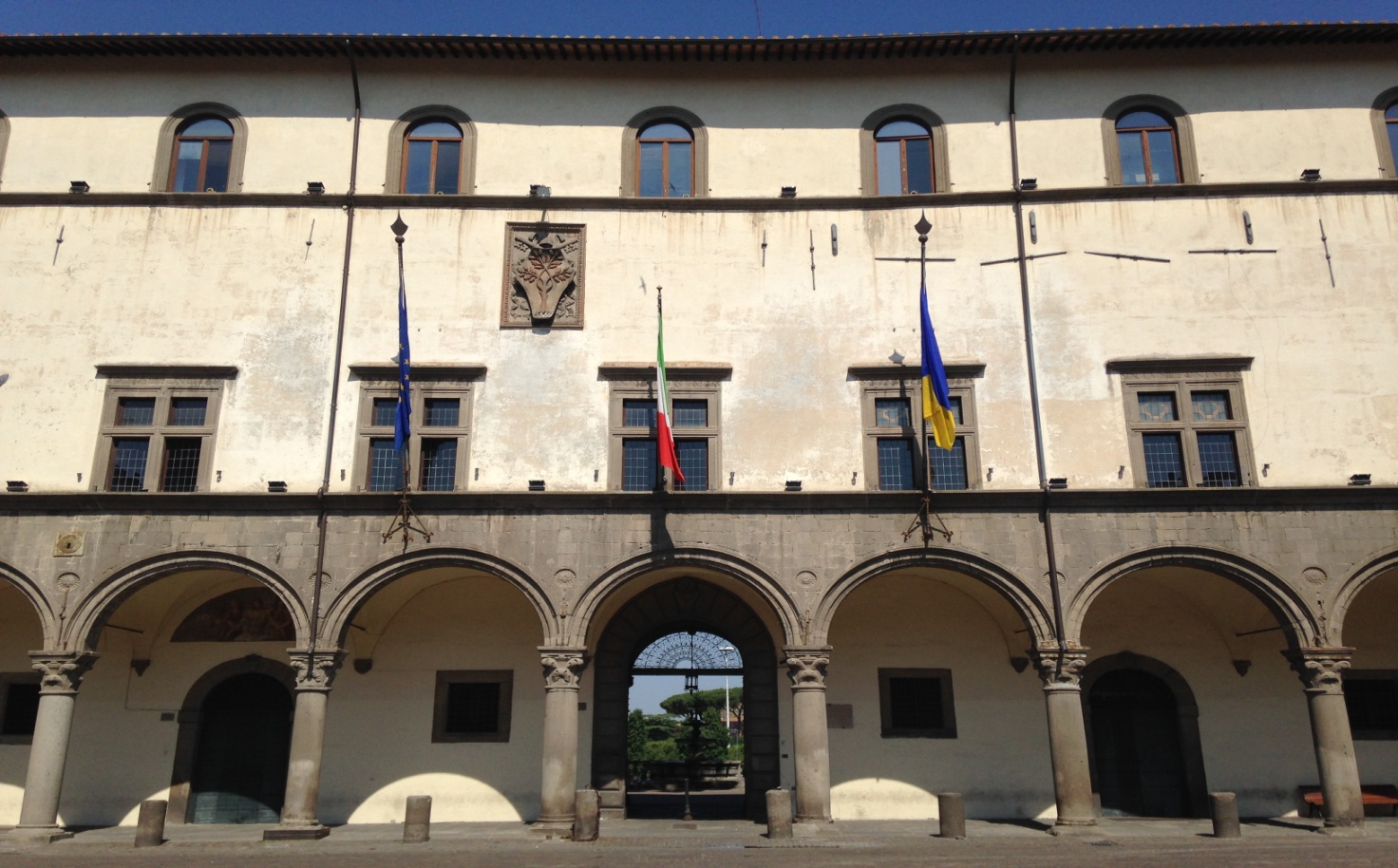 PALAZZO DEI PRIORI E GIARDINO INTERNO