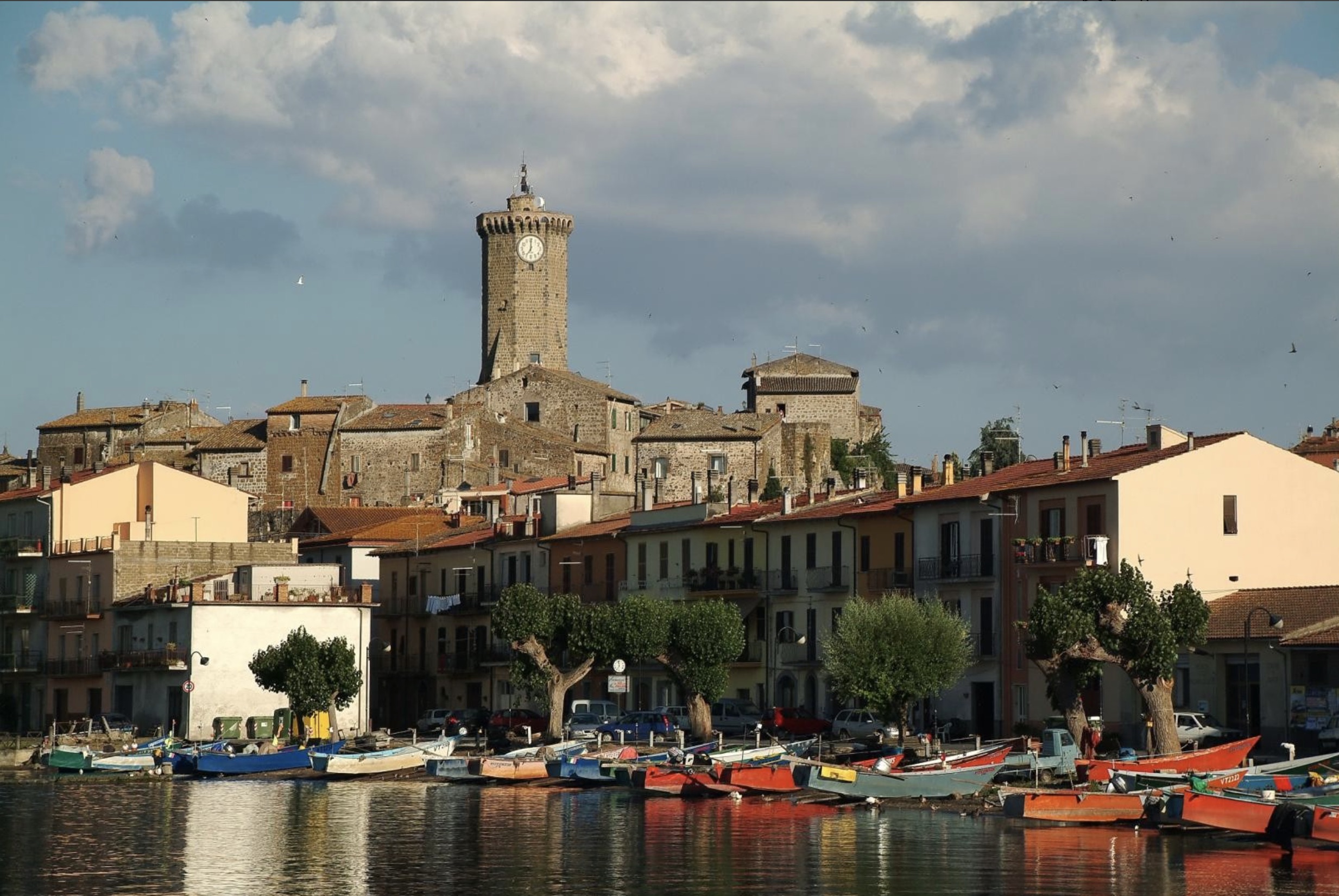 BORGO DI MARTA E TORRE DELL’OROLOGIO