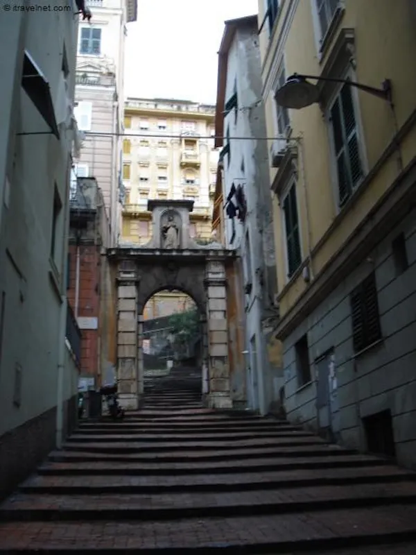 ARCO DI SANTA BRIGIDA ARCO DI SANTA BRIGIDA