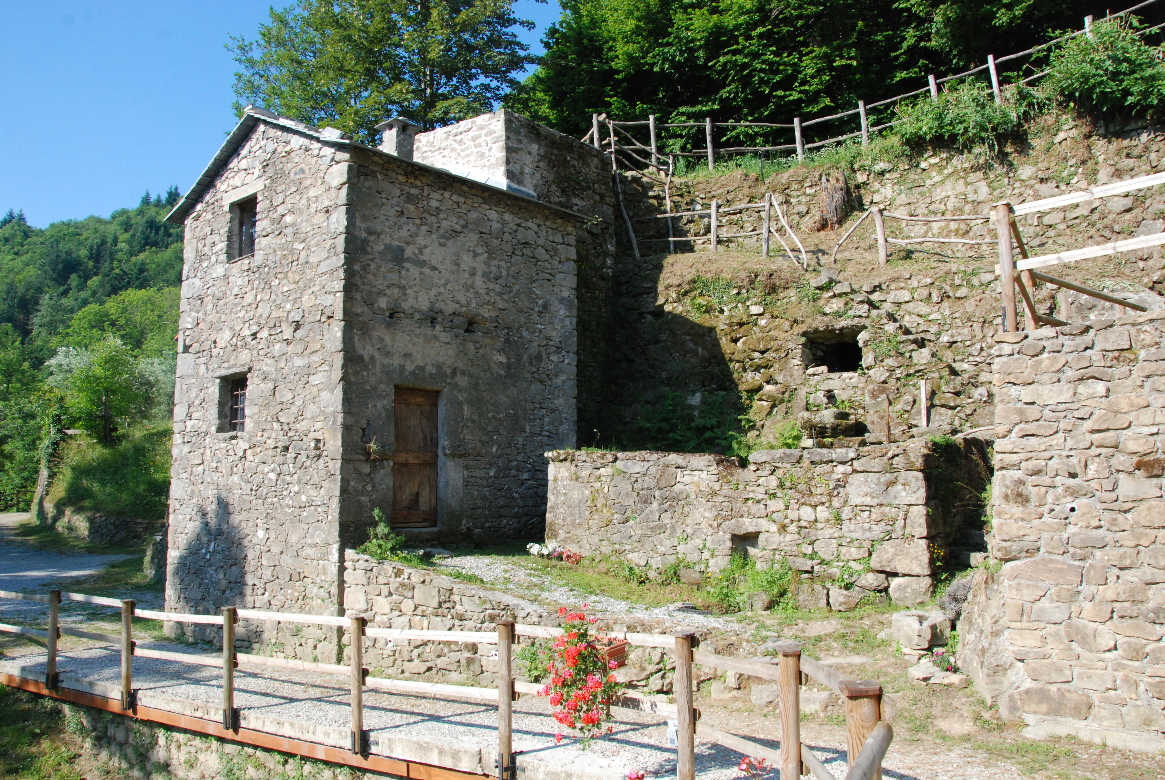 MULINO MONUMENTALE DI BELPIANO