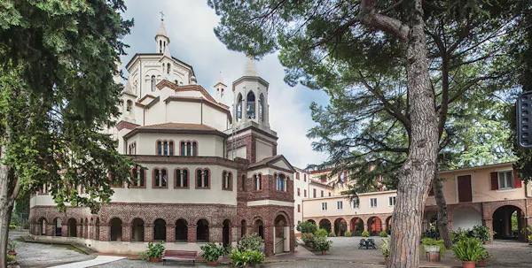 SANTUARIO MARIANO DELL’OPERA MADONNINA DEL GRAPPA