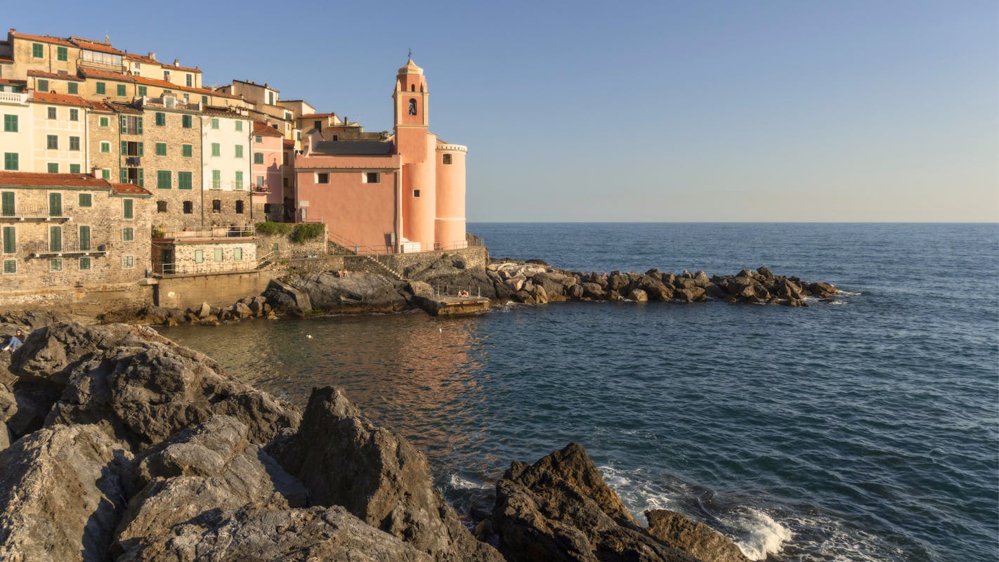 Chiesa di San Giorgio nel Borgo di Tellaro Chiesa di San Giorgio nel Borgo di Tellaro