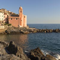 Chiesa di San Giorgio nel Borgo di Tellaro Chiesa di San Giorgio nel Borgo di Tellaro